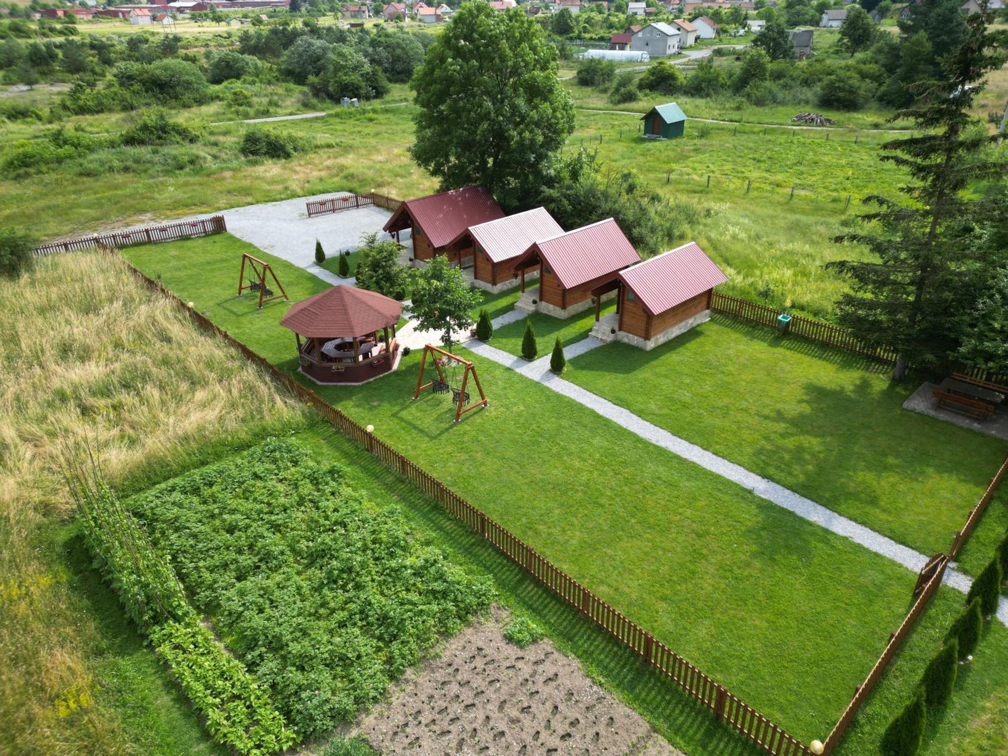 Tara Valley Eco Lounge モイコヴァツ エクステリア 写真
